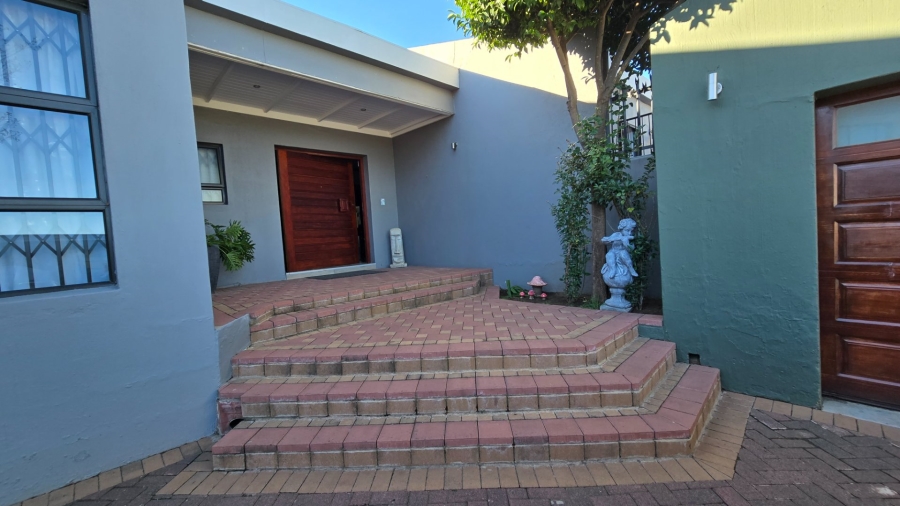 4 Bedroom Property for Sale in Bayswater Free State